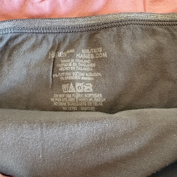 Hanes woman’s Briefs Set - Picture 8 of 12